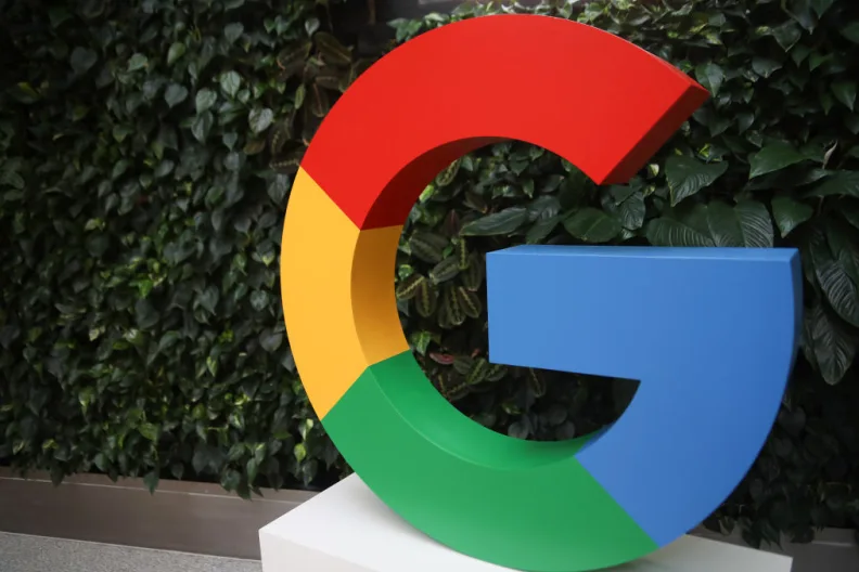 Imagen del artículo - Google activa preguntas de seguimiento en AI Overviews