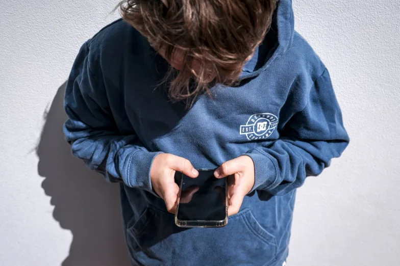 Imagen del artículo - Países que proponen prohibir redes sociales a menores