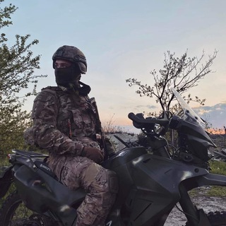 Одине з зображень історіі логотипів цієї спільноти