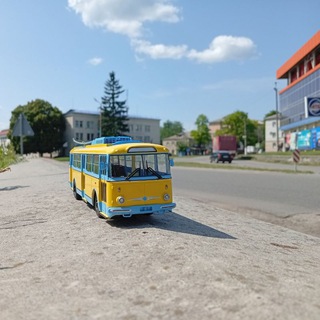 Одине з зображень історіі логотипів цієї спільноти