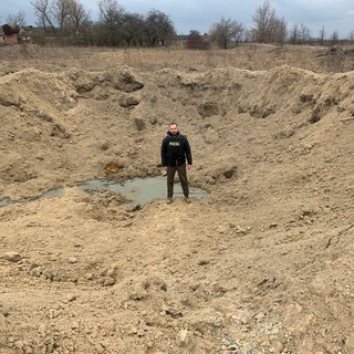 Одине з зображень історіі логотипів цієї спільноти