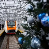 Логотип телеграм спільноти - Ukrzaliznytsia &amp; Deutsche Bahn production | News Війна🎅🎄🍾