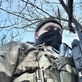 Логотип телеграм спільноти - Друзі, дрони, майонез.