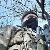 Логотип телеграм спільноти - Друзі, дрони, майонез.