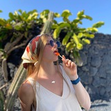 Telegram community logo — Uvarova Travel