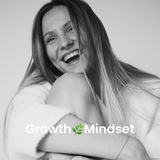 Логотип телеграм спільноти - Growth mindset 🌿