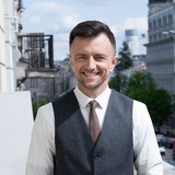 Логотип телеграм спільноти - Адвокат Вадим Васильєв