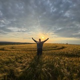 Логотип телеграм спільноти - Роздуми пастора | Рома Шевчук