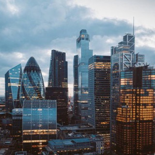 Логотип телеграм спільноти - English Max🟧