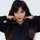 Логотип телеграм спільноти - Victoria Niro