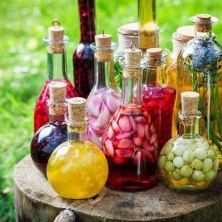 Логотип телеграм спільноти - ФАЙНІ НАСТОЯНКИ 🍷: коктейлі та закуски
